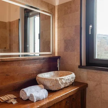 Trasimeno La * Torricella (Magione)