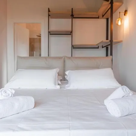 Villa Trasimeno La *